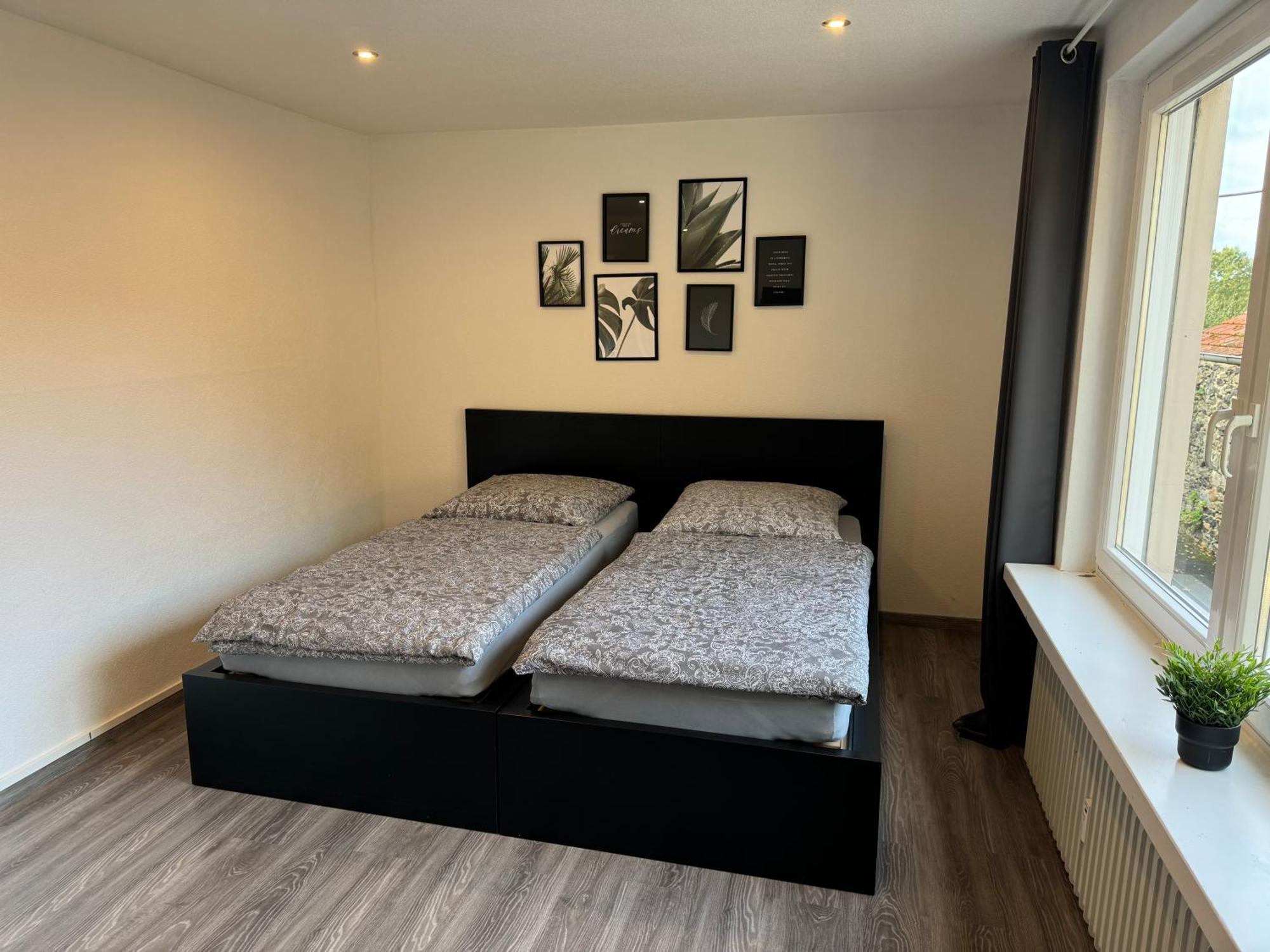 Ferienwohnung Am See Dillich - Ruhige Lage - Eigener Garten - Direkt Neben Einem Natursee Borken  Εξωτερικό φωτογραφία