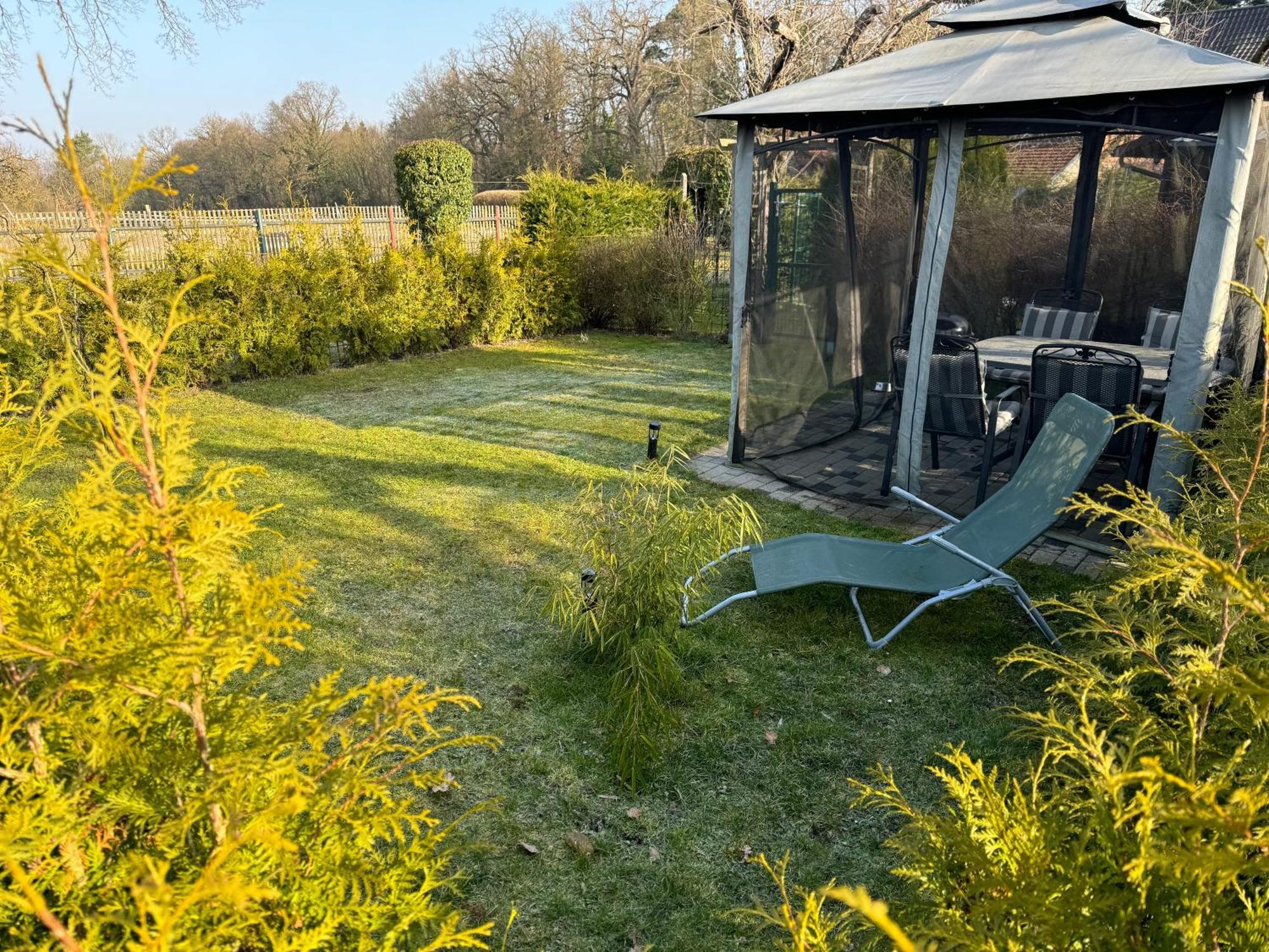Ferienwohnung Am See Dillich - Ruhige Lage - Eigener Garten - Direkt Neben Einem Natursee Borken  Εξωτερικό φωτογραφία