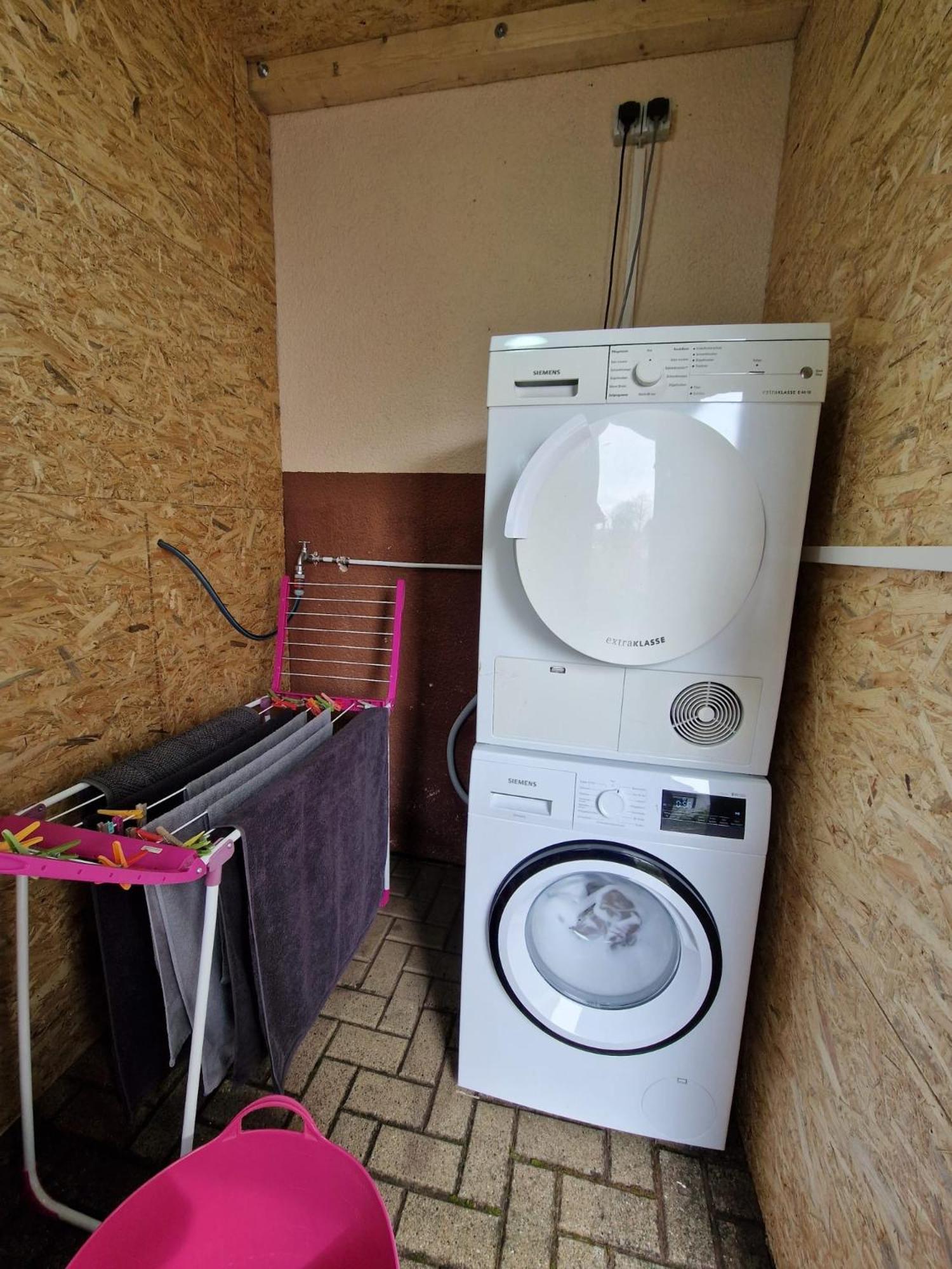 Ferienwohnung Am See Dillich - Ruhige Lage - Eigener Garten - Direkt Neben Einem Natursee Borken  Εξωτερικό φωτογραφία